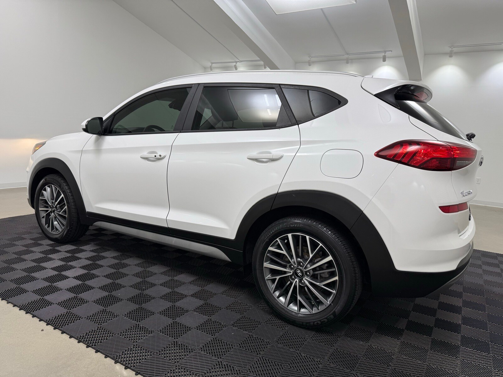 2019 Hyundai Tucson SEL photo 3
