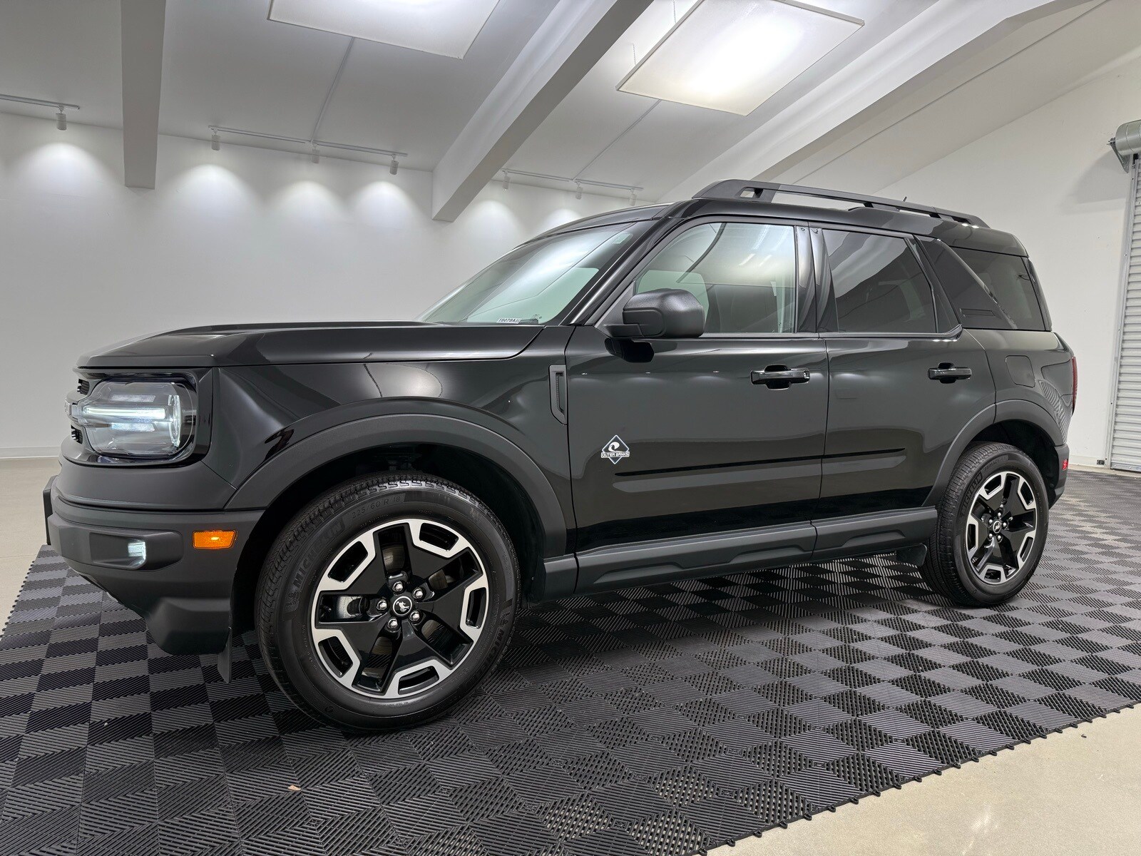2024 Ford Bronco Sport Outer Banks photo 3