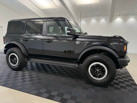 2025 Ford Bronco Outer Banks SUV
