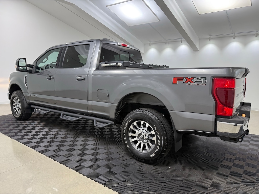 Used 2022 Ford F-250SD Lariat Truck