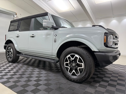 2024 Ford Bronco Outer Banks SUV