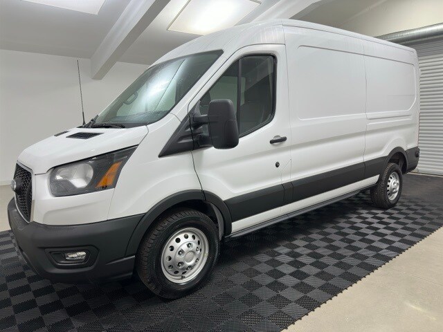 2024 Ford Transit photo 3