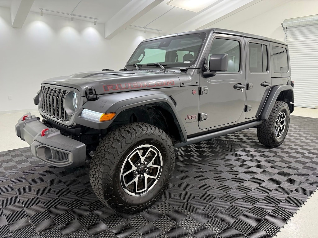 Used 2025 Jeep Wrangler Rubicon SUV