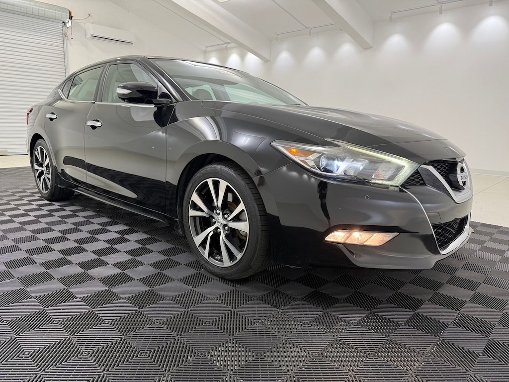 Used 2017 Nissan Maxima Platinum Sedan