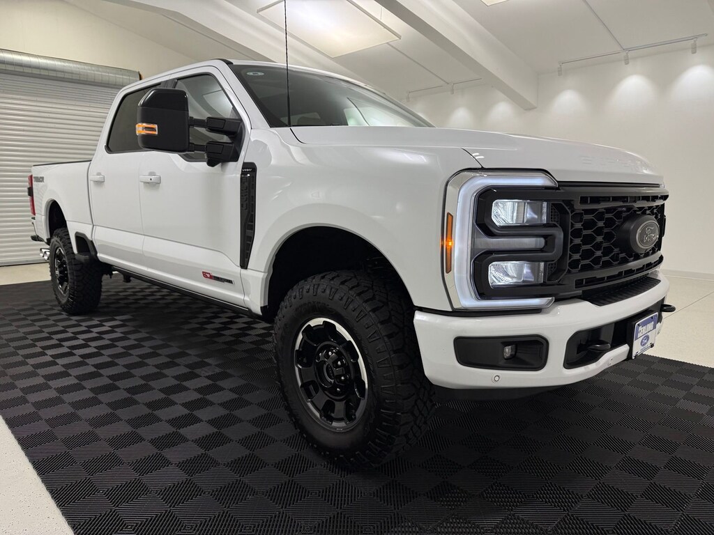 New 2026 Ford F-250SD Lariat Truck