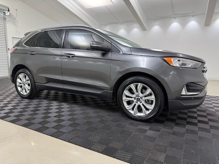 2020 Ford Edge Titanium SUV