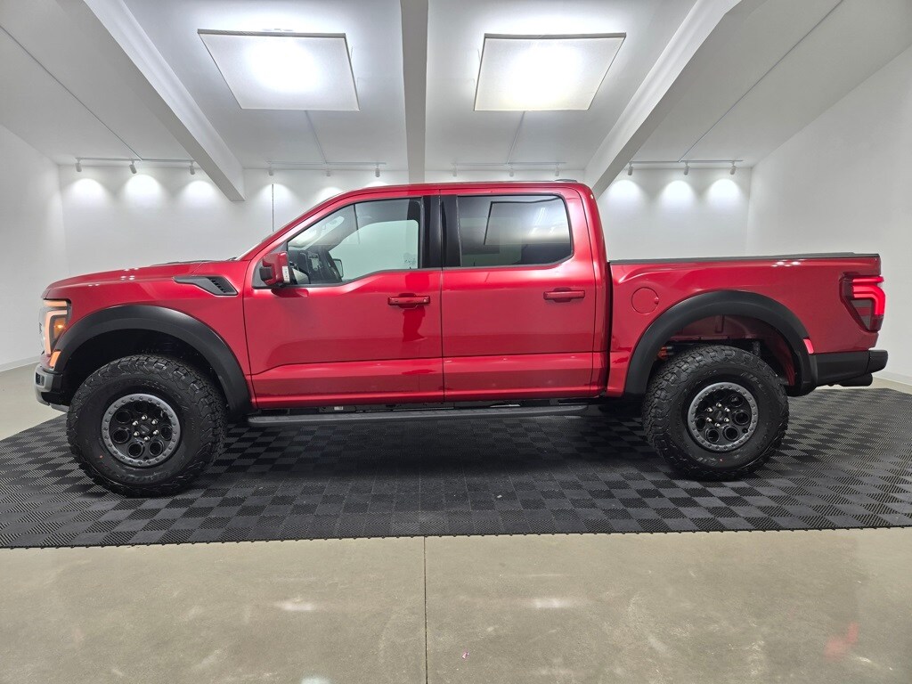 2025 Ford F-150 Raptor photo 4