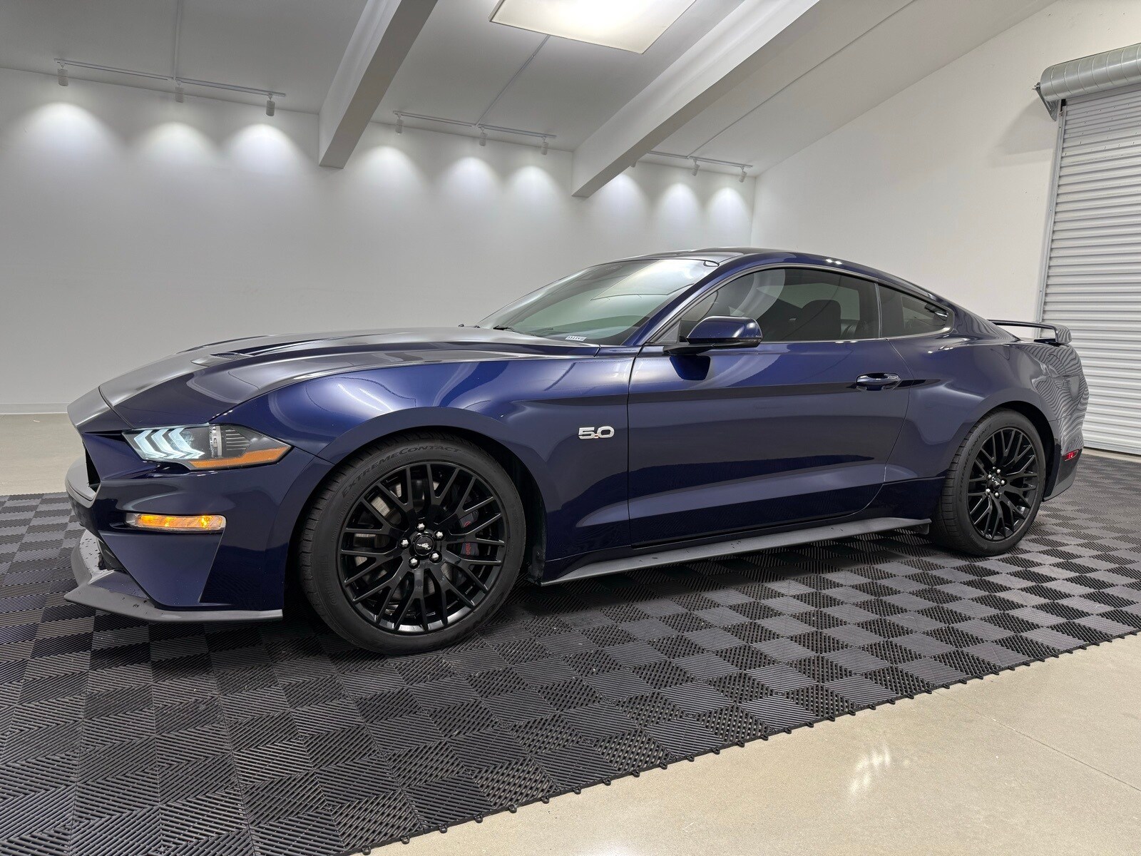 2020 Ford Mustang GT Premium photo 2
