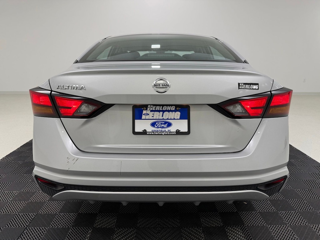Used 2022 Nissan Altima 2.5 S Sedan