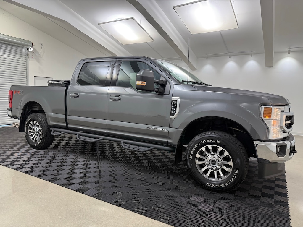 Used 2022 Ford F-250SD Lariat Truck