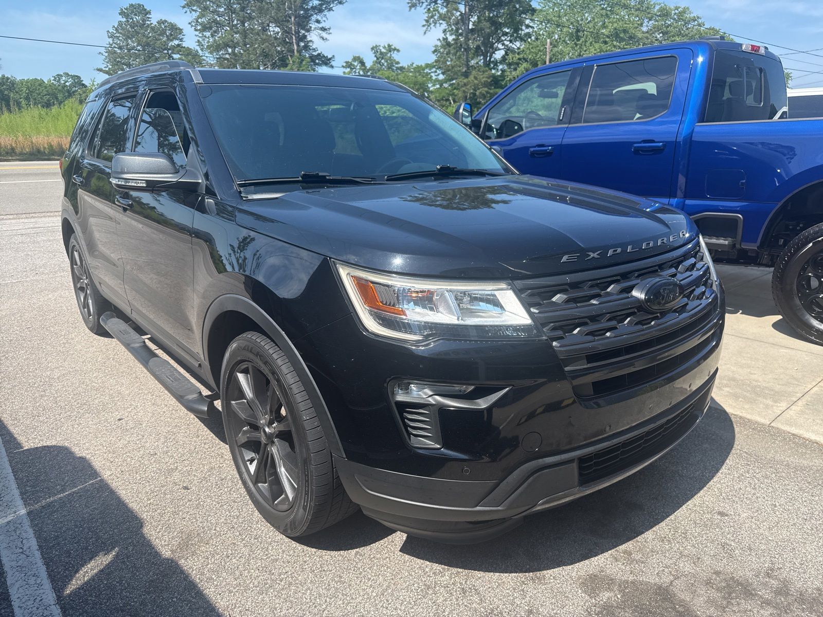 2018 Ford Explorer XLT 4WD's photo