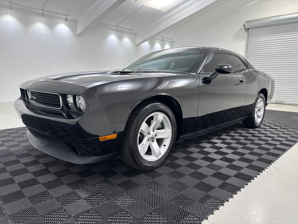 Used 2010 Dodge Challenger SE Coupe