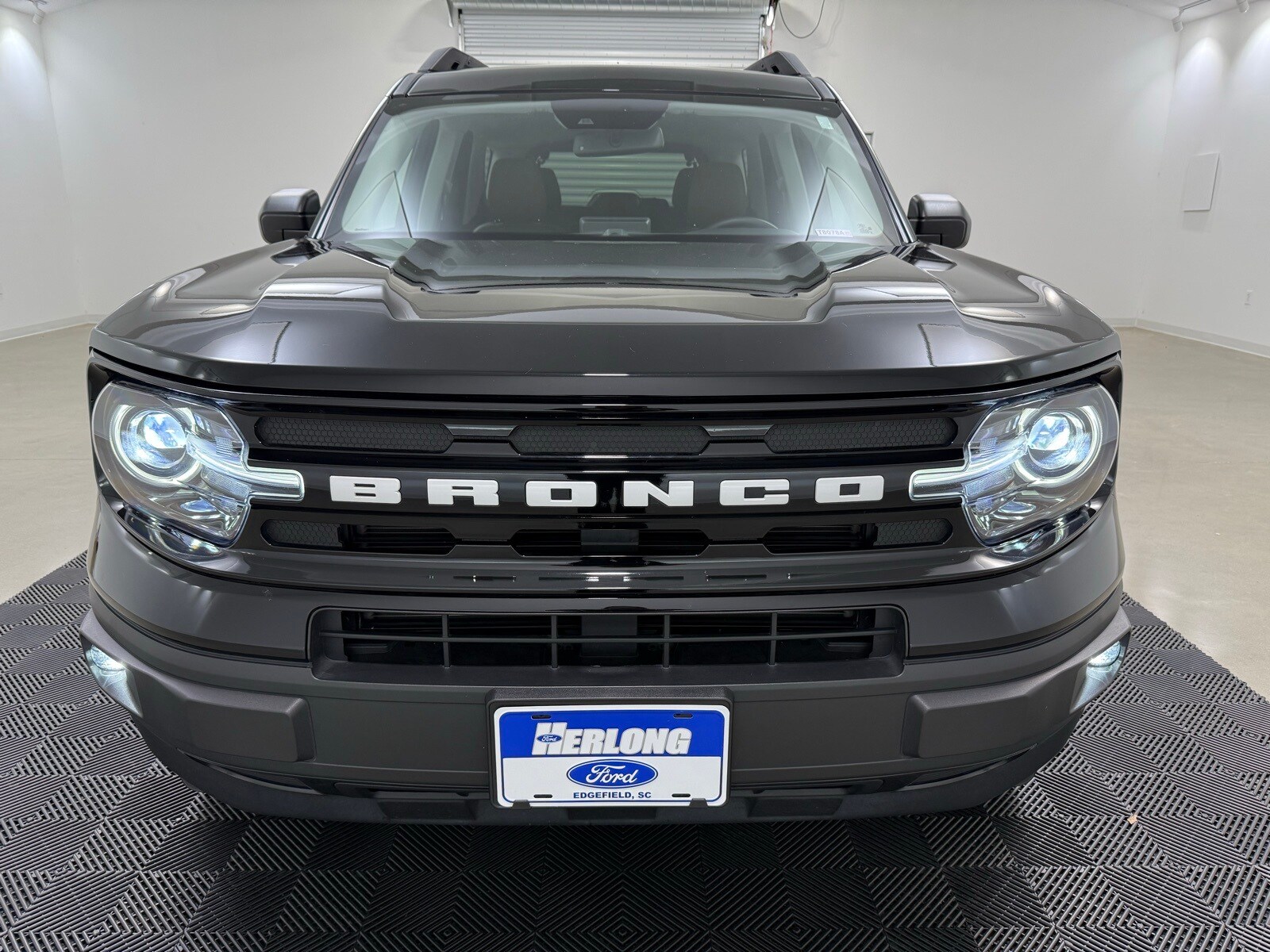 2024 Ford Bronco Sport Outer Banks photo 2