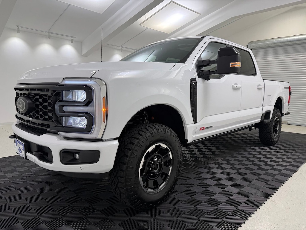 New 2026 Ford F-250SD Lariat Truck