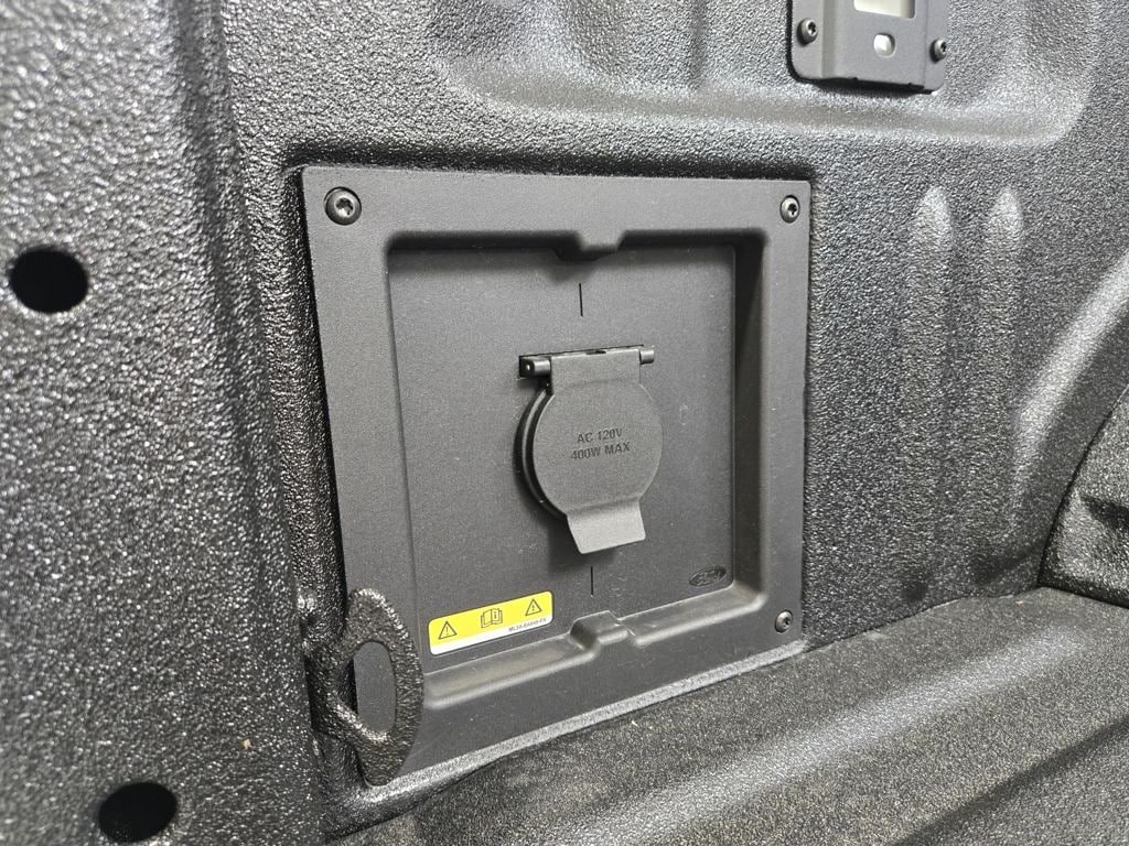2025 Ford F-150 Lariat - Photo 9
