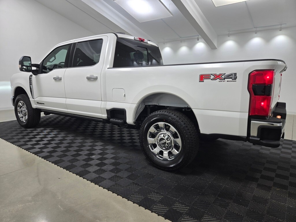 2025 Ford F-250 photo 4