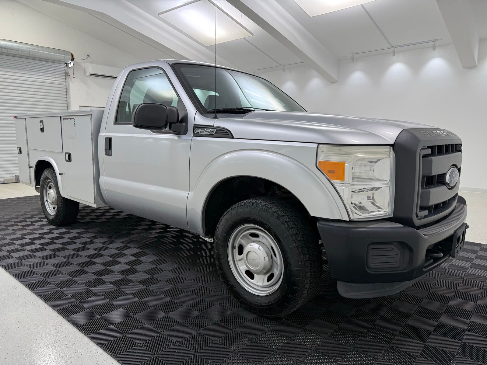2015 Ford F-250 XL Regular Cab's photo