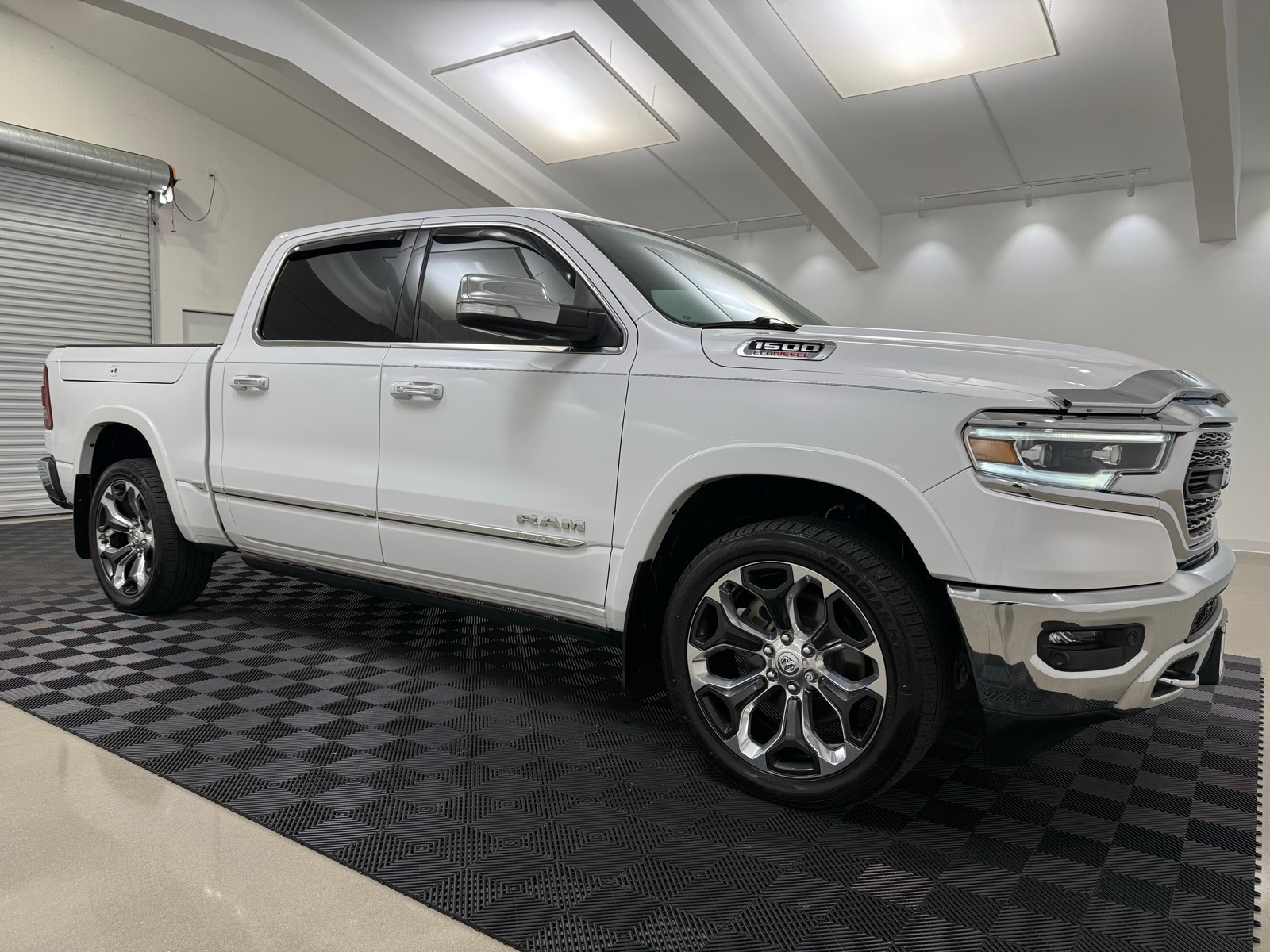 2021 RAM Ram 1500 Pickup Limited's photo