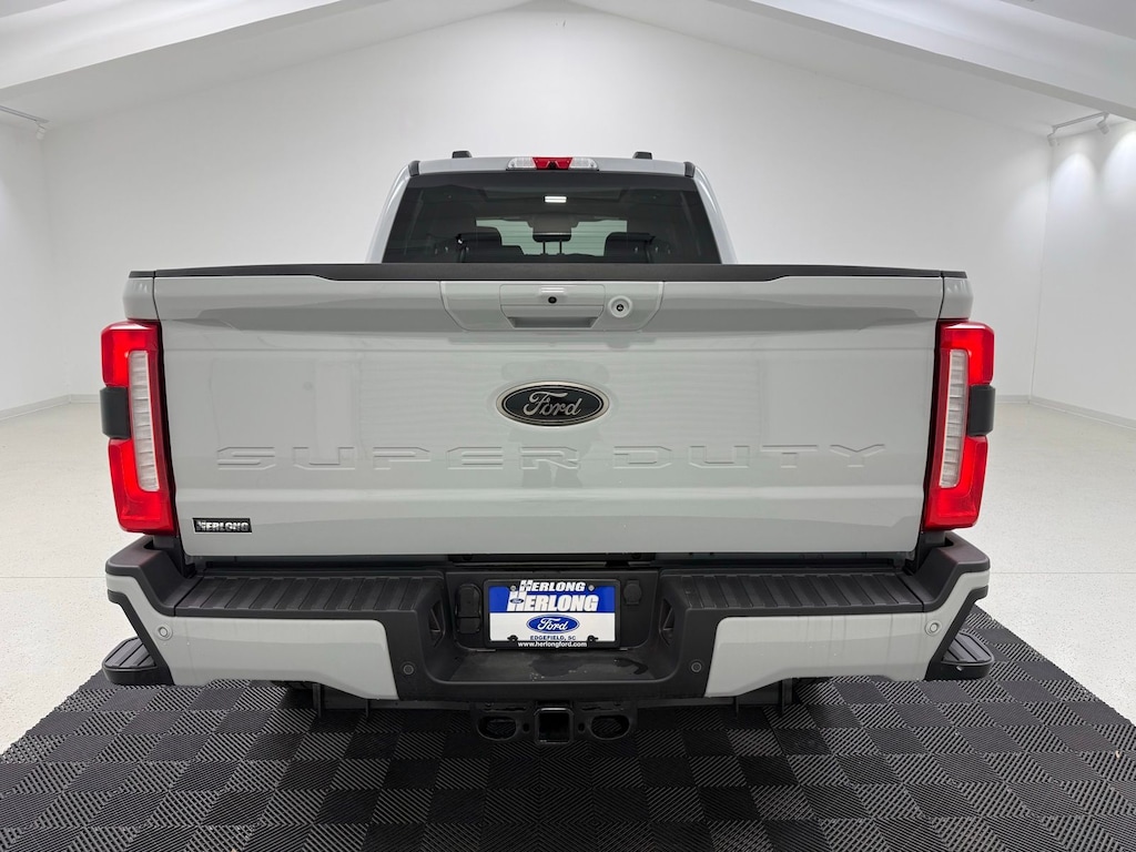 New 2026 Ford F-250SD Lariat Truck