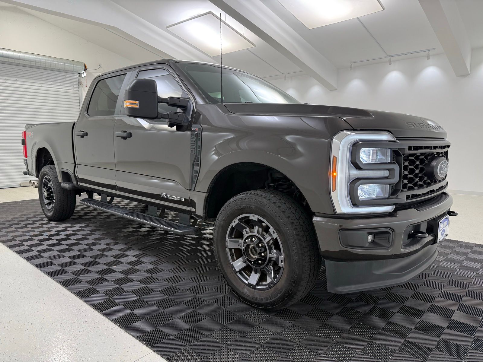 2024 Ford F-250 XL 4x4 Crew Cab 6-3/4' Box's photo
