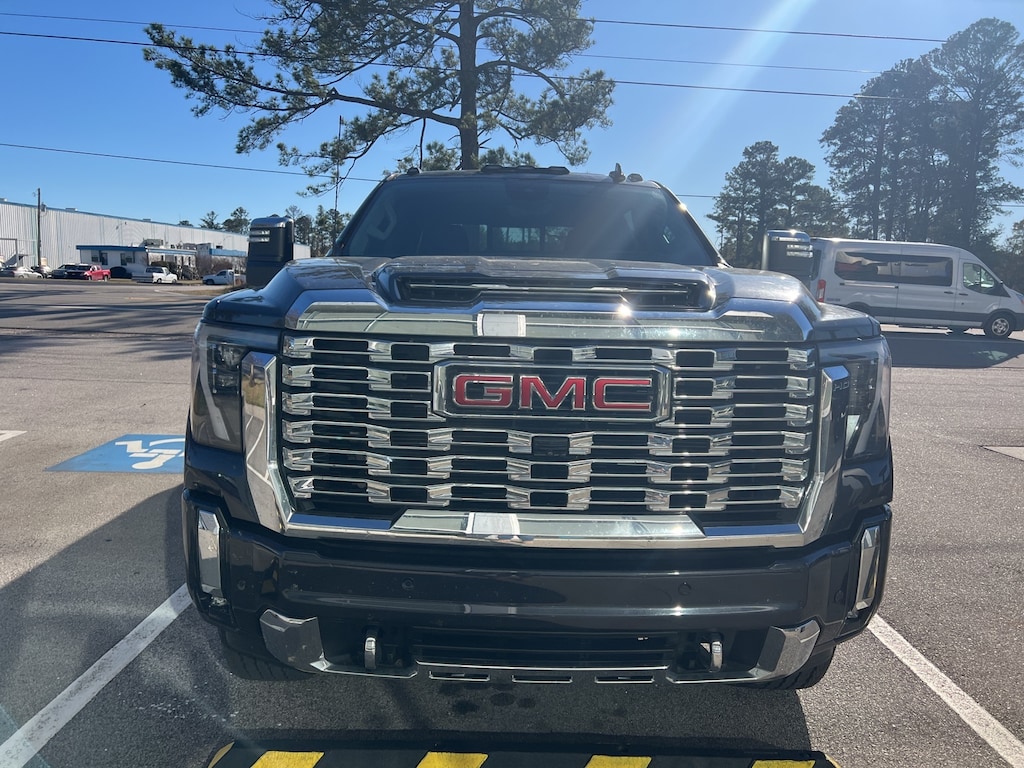 Used 2024 GMC Sierra 2500HD Denali Truck