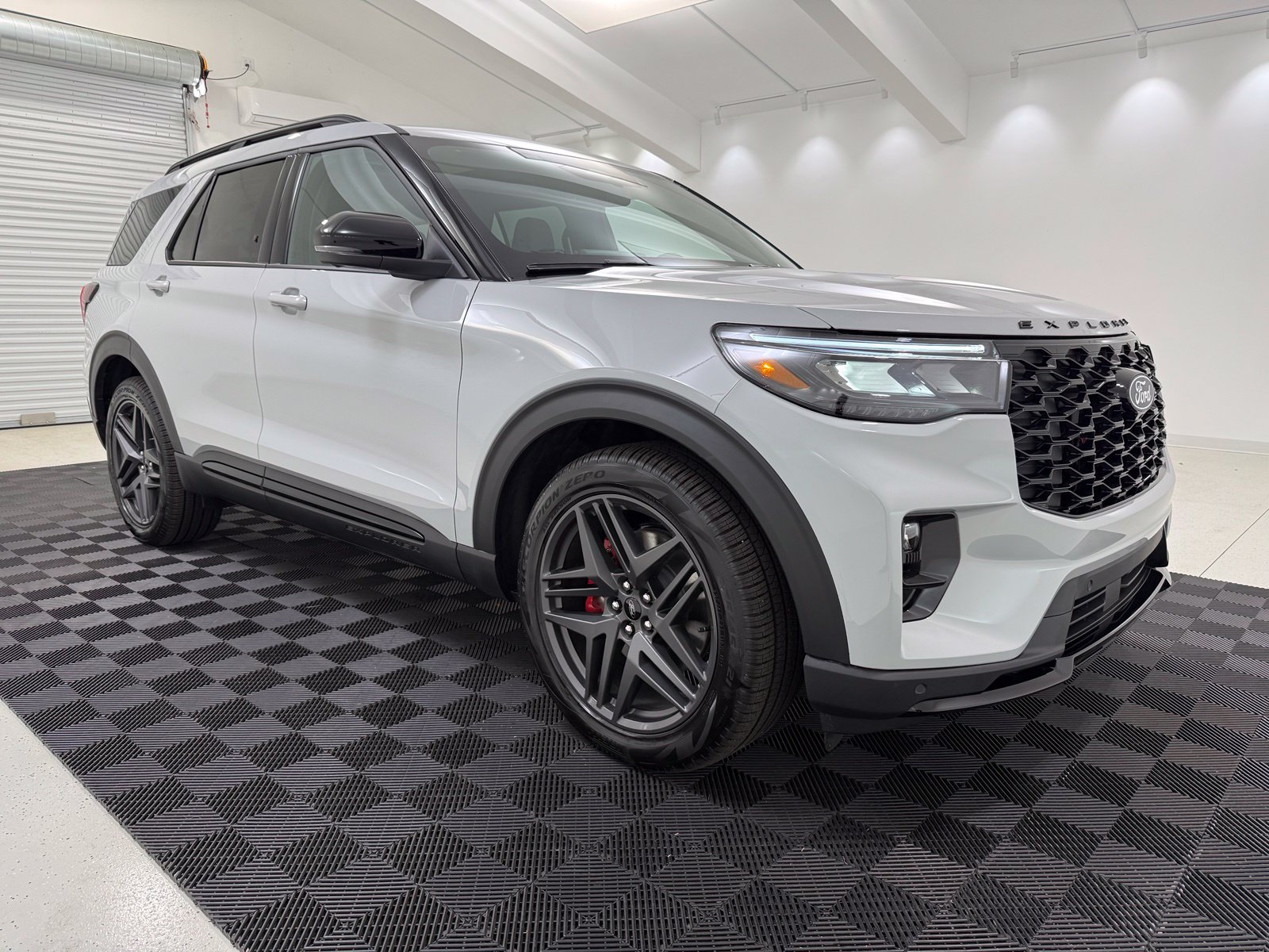 2027 Ford Explorer ST SUV