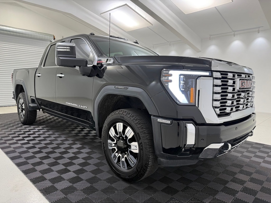 Used 2024 GMC Sierra 2500HD Denali Truck