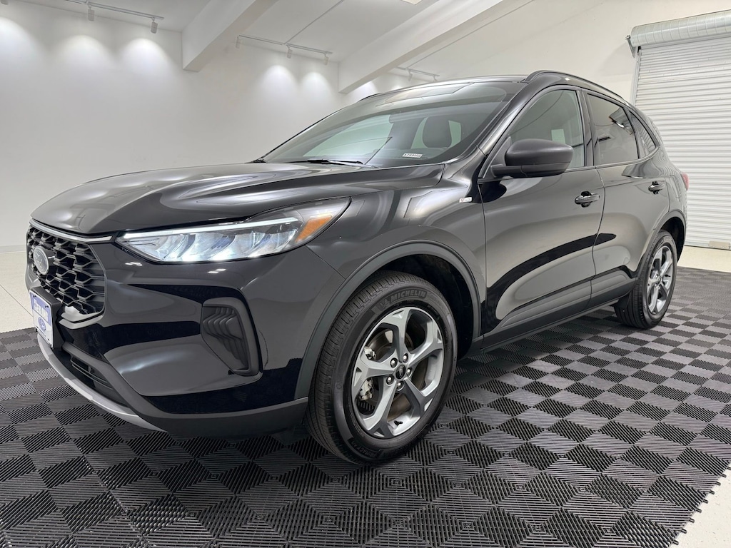 Used 2025 Ford Escape ST-Line SUV