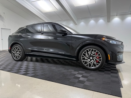 2022 Ford Mustang Mach-E GT SUV