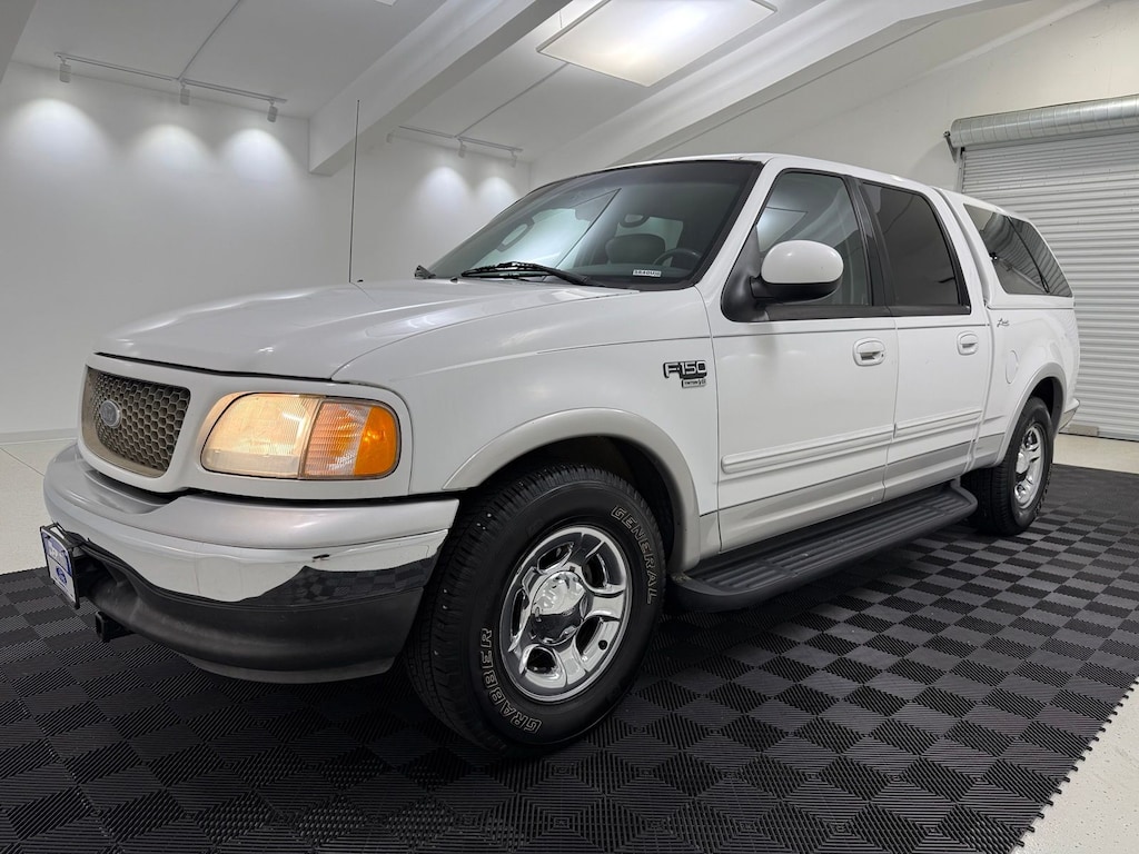 Used 2003 Ford F-150 Lariat Truck