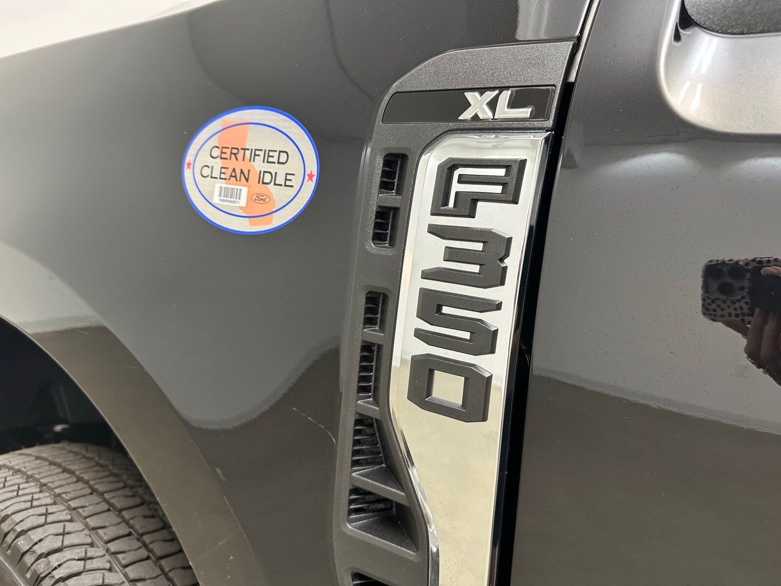 2025 Ford F-350 photo 4