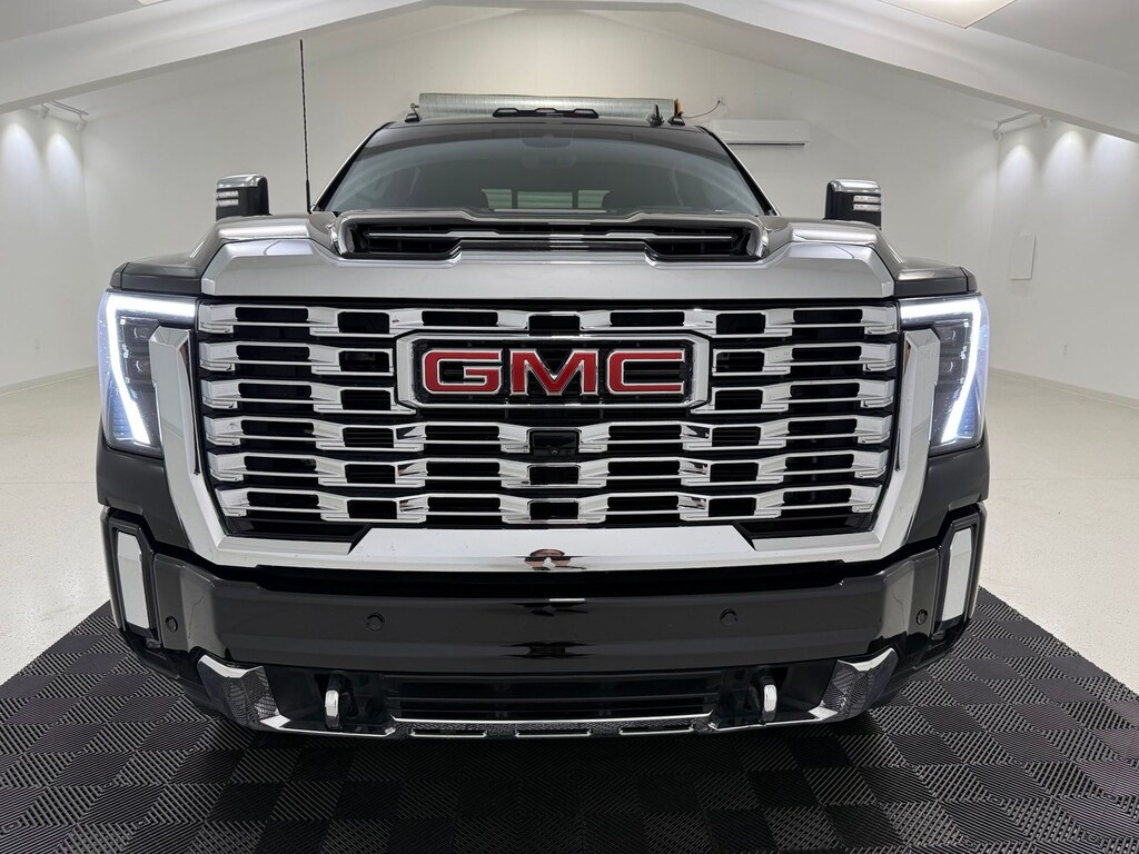 Used 2024 GMC Sierra 2500HD Denali Truck