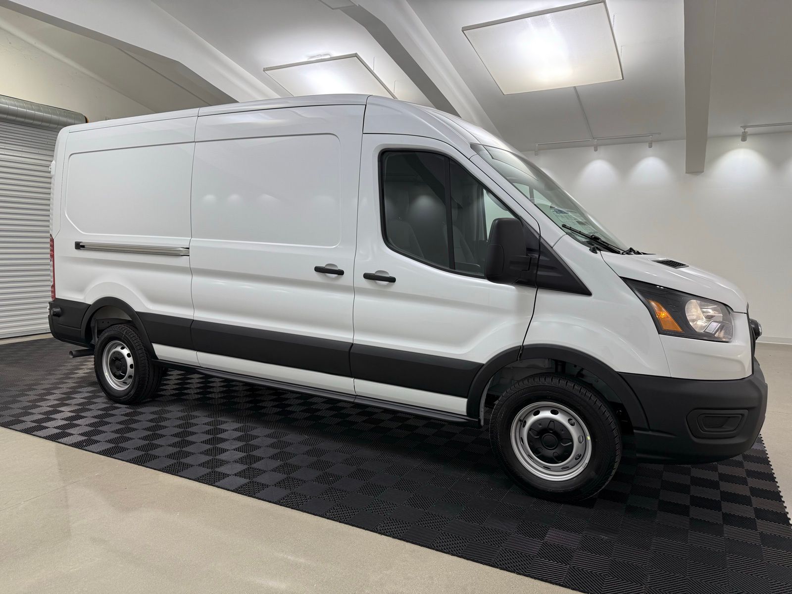 2025 Ford Transit Van Base