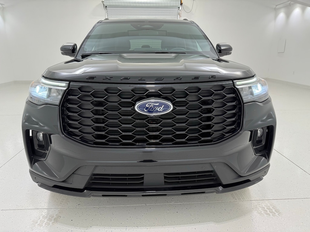 Used 2025 Ford Explorer ST-Line SUV