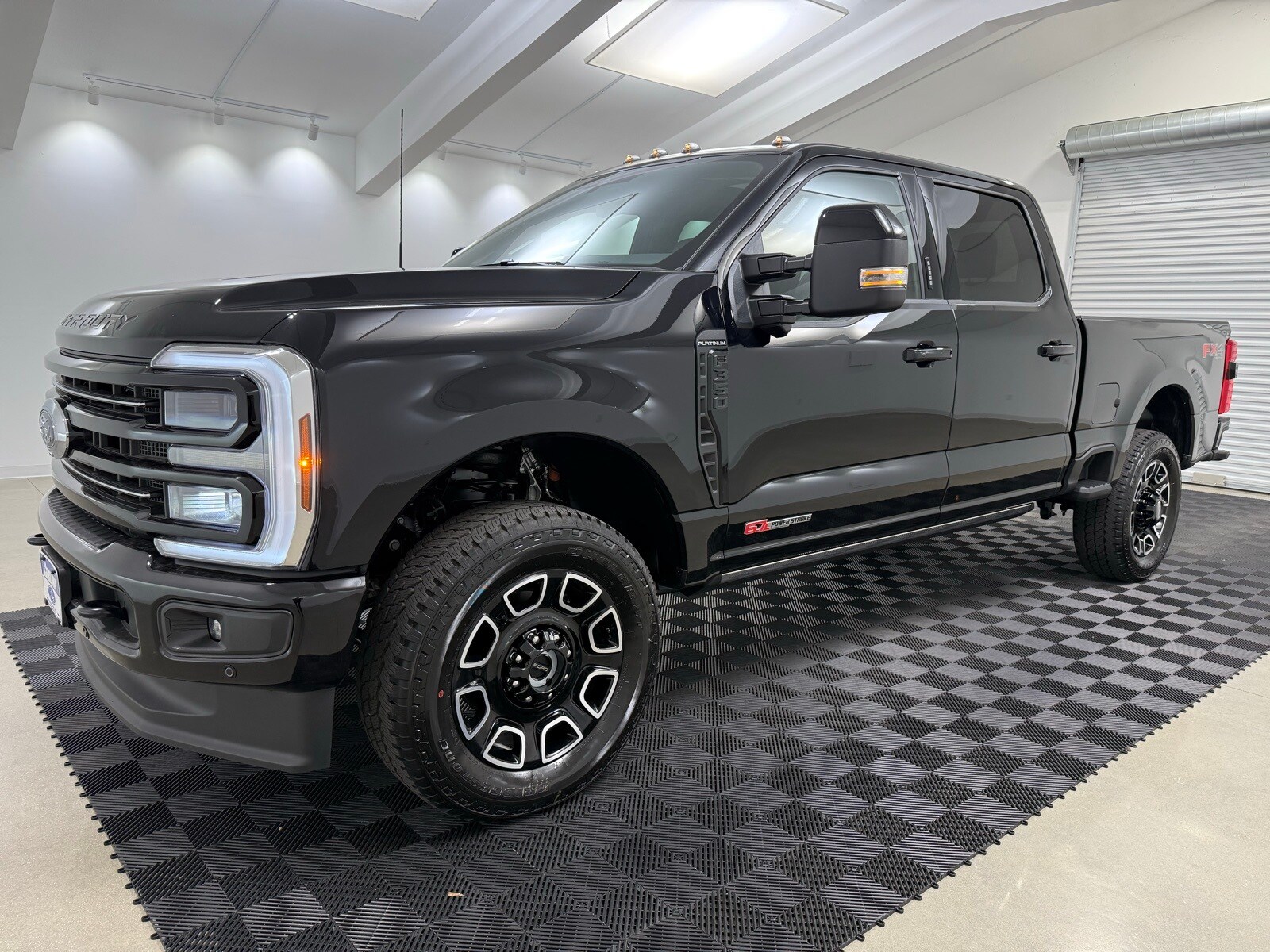 2026 Ford F-350 photo 3