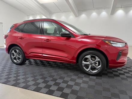 2024 Ford Escape ST-Line SUV
