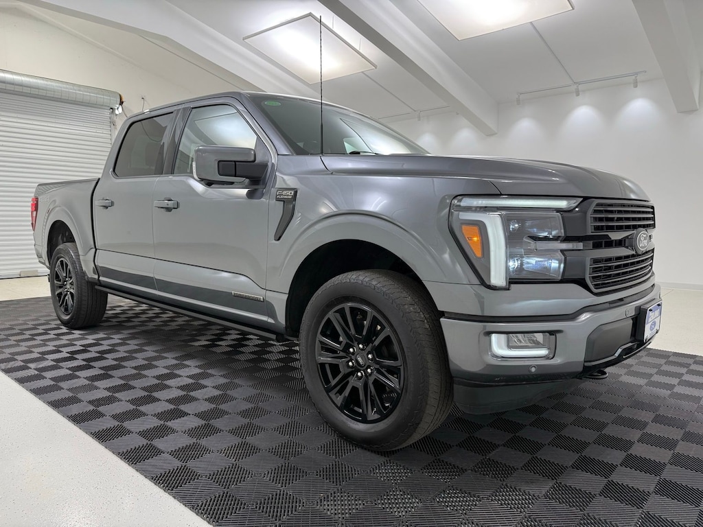 Used 2025 Ford F-150 Platinum Truck