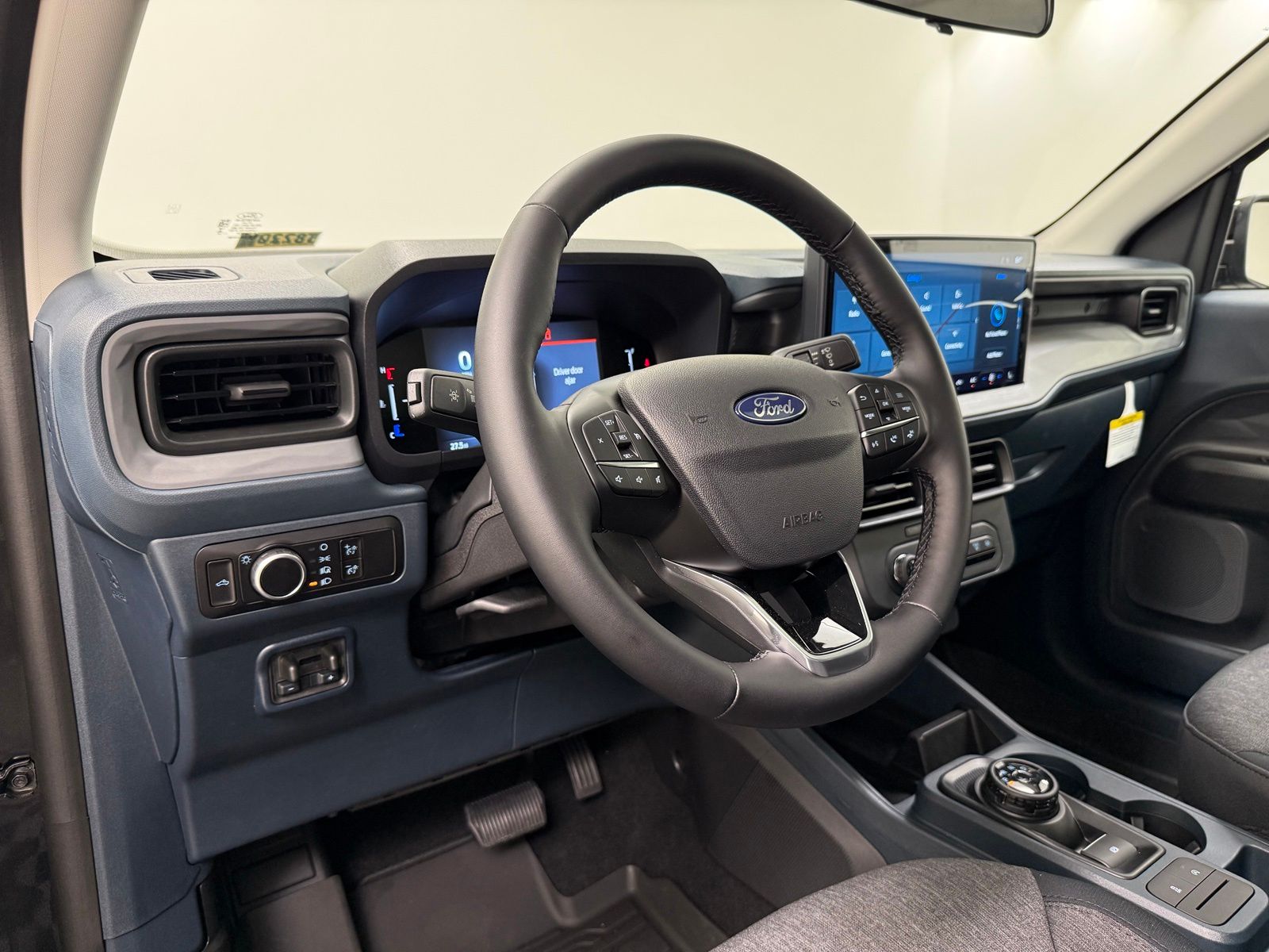 2025 Ford Maverick XLT - Photo 15