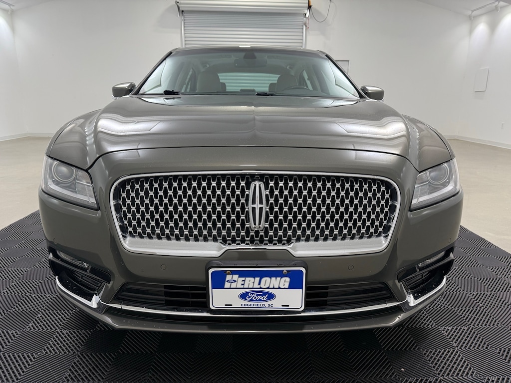 Used 2017 Lincoln Continental Select Sedan