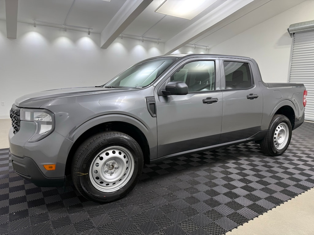 New 2025 Ford Maverick XL Truck