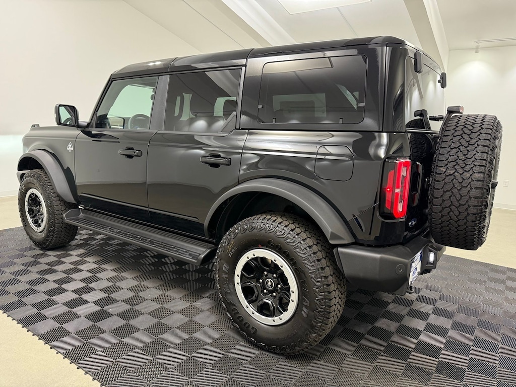 New 2025 Ford Bronco Outer Banks SUV