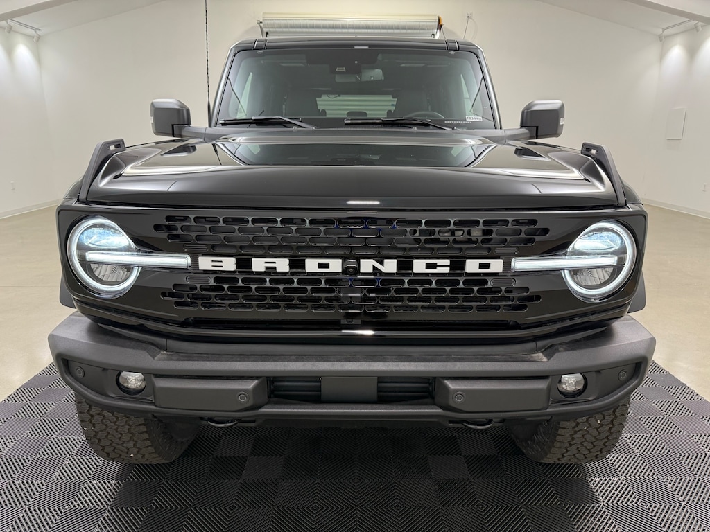 New 2025 Ford Bronco Outer Banks SUV