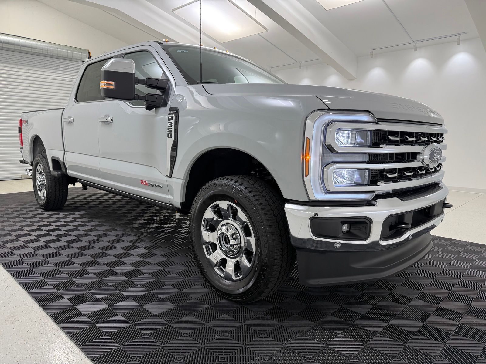  Ford F-350SD