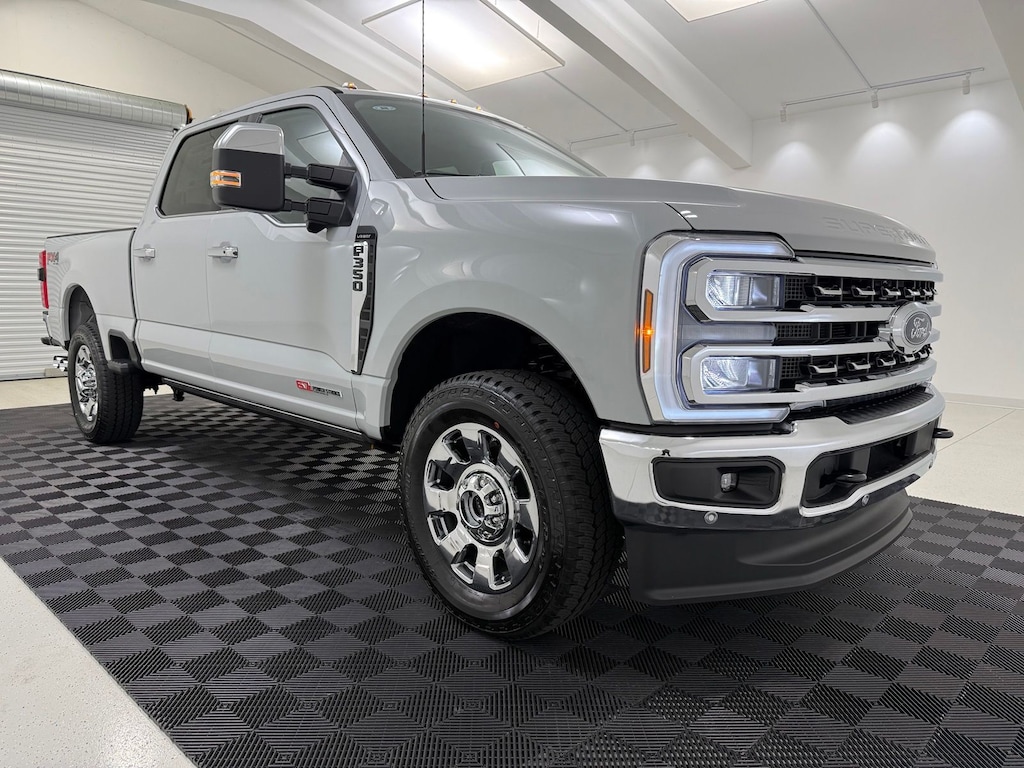 New 2026 Ford F-350SD Lariat Truck