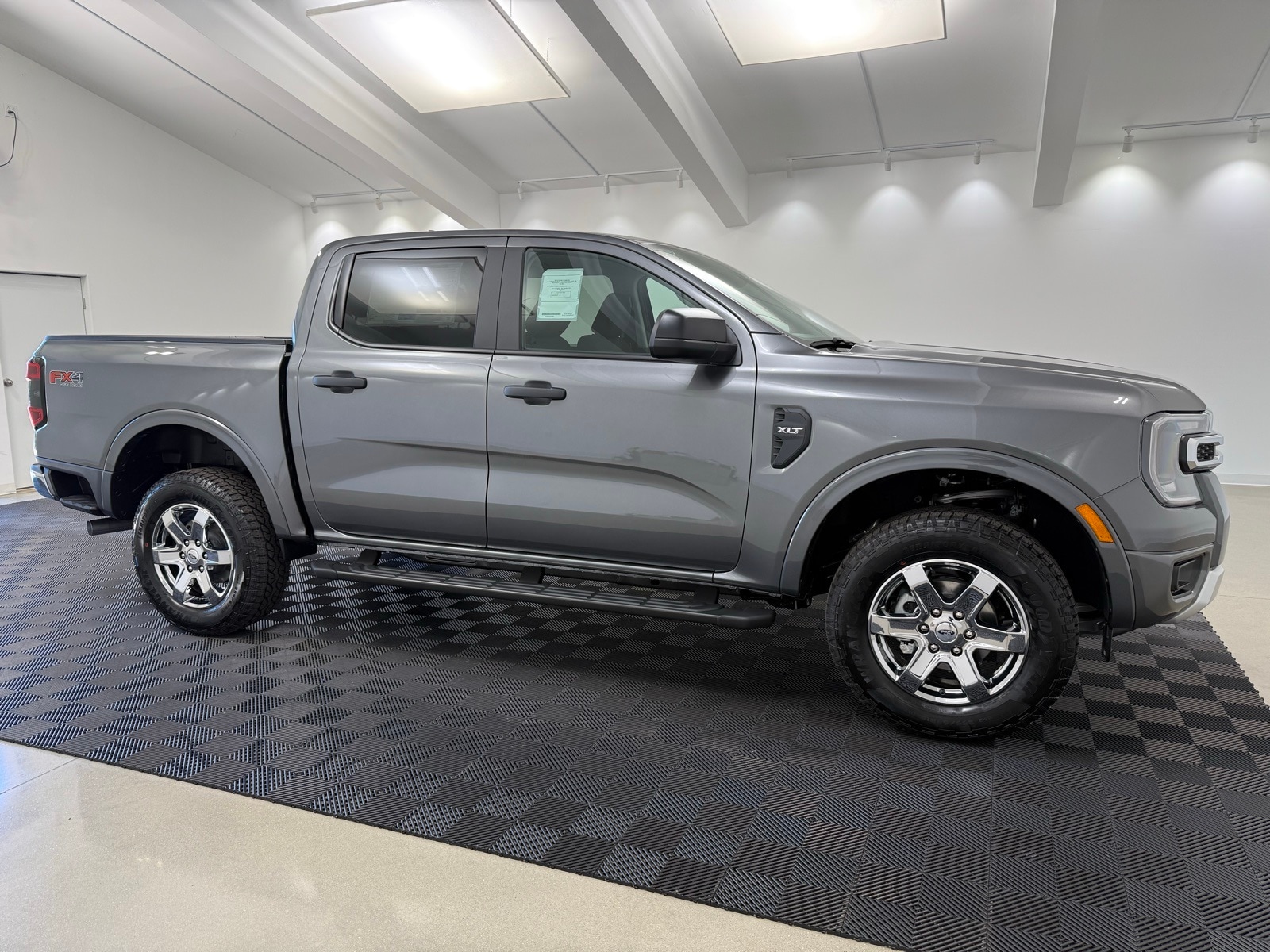 2025 Ford Ranger XLT's photo