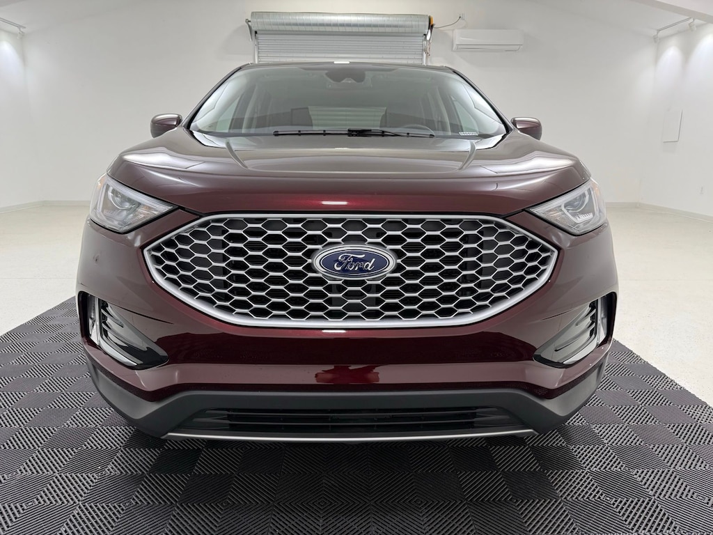 Used 2024 Ford Edge SEL SUV