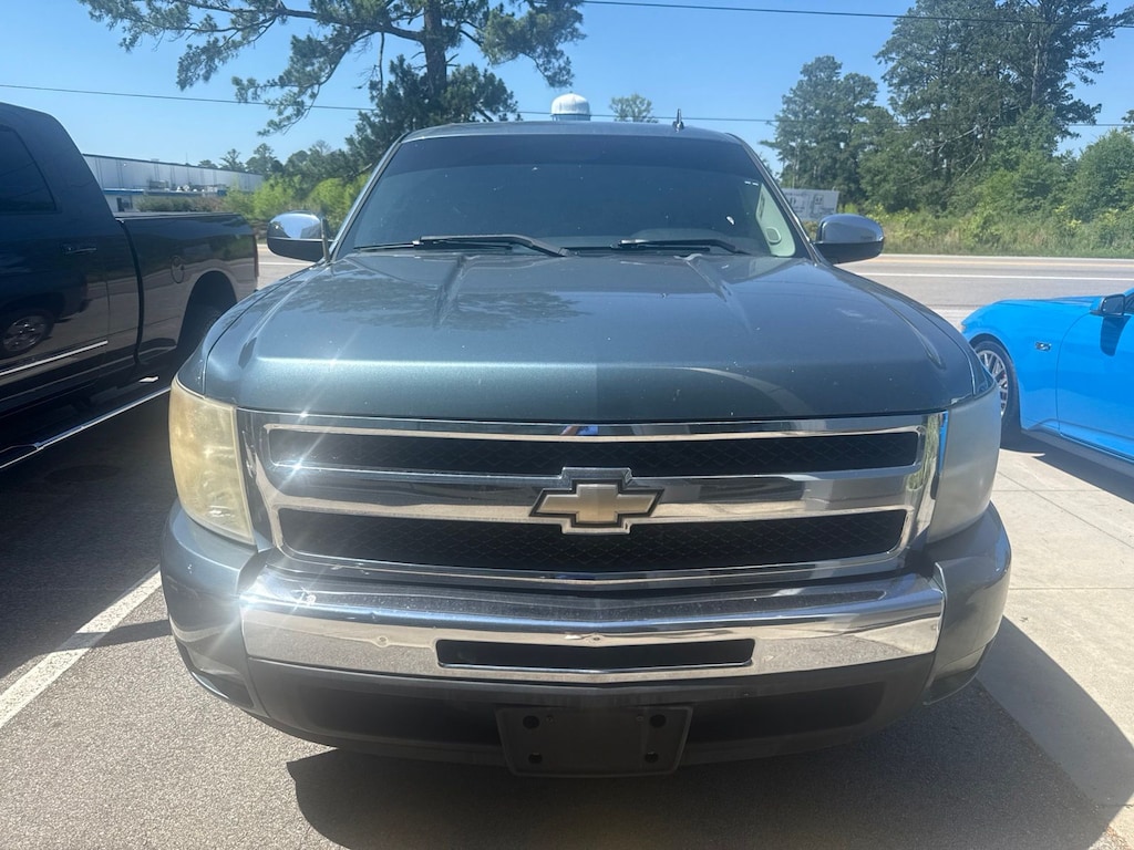 Used 2009 Chevrolet Silverado 1500 LT Truck