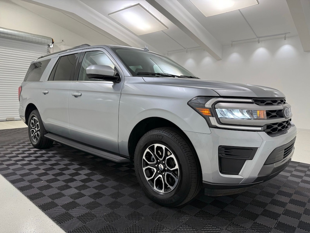 Used 2024 Ford Expedition Max XLT SUV