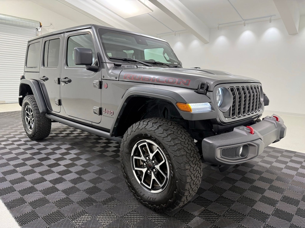 Used 2025 Jeep Wrangler Rubicon SUV