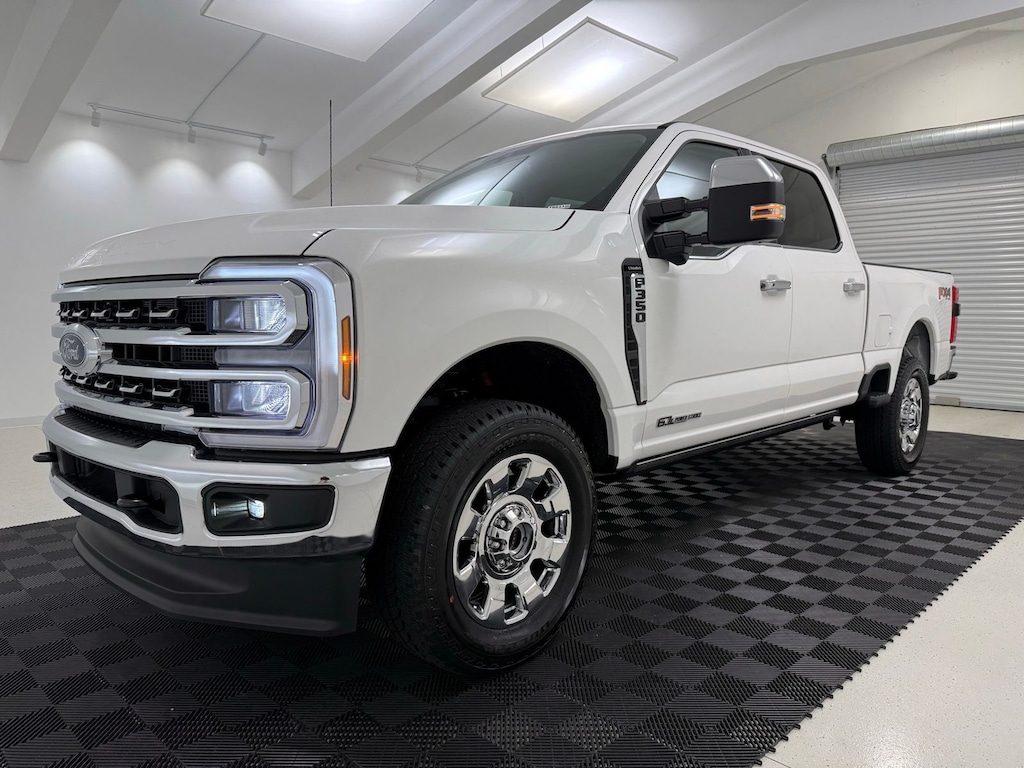 New 2026 Ford F-350SD Lariat Truck